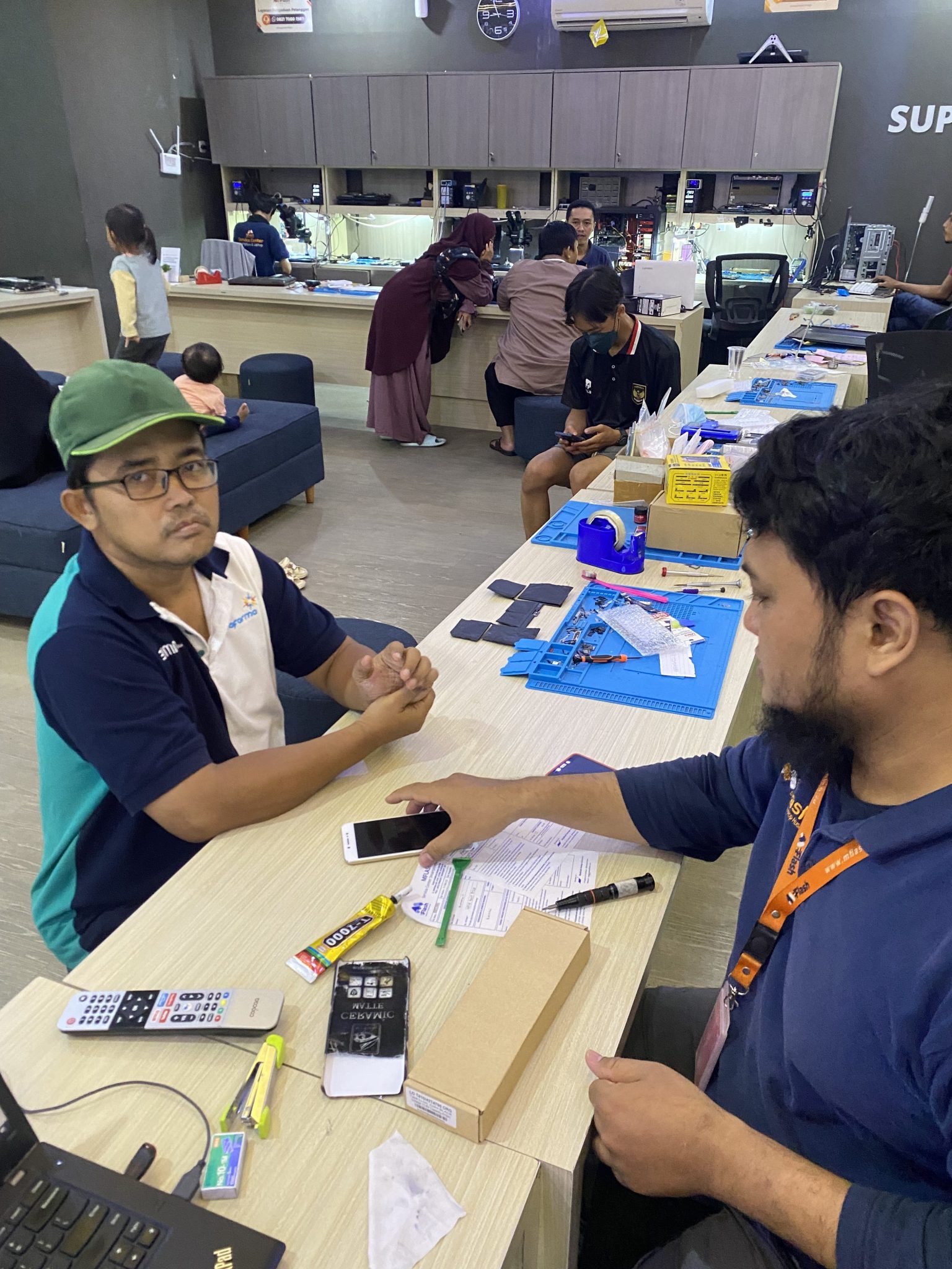 Tala Servis HP: Solusi Cepat untuk Perbaikan Ponsel di Cilacap